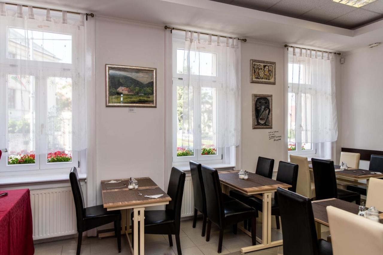 Bed and Breakfast Fenyes Vinorium Ödenburg Exterior foto