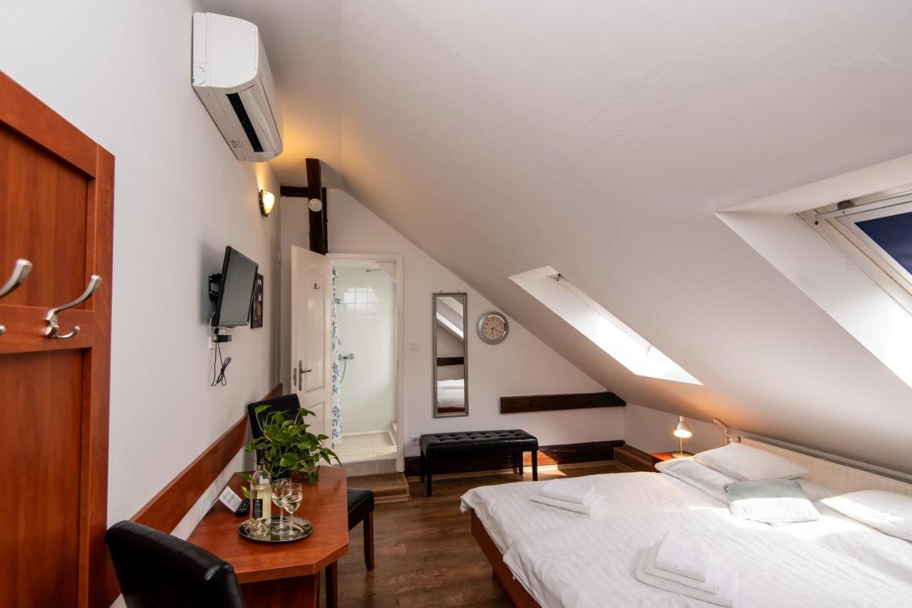 Bed and Breakfast Fenyes Vinorium Ödenburg Exterior foto