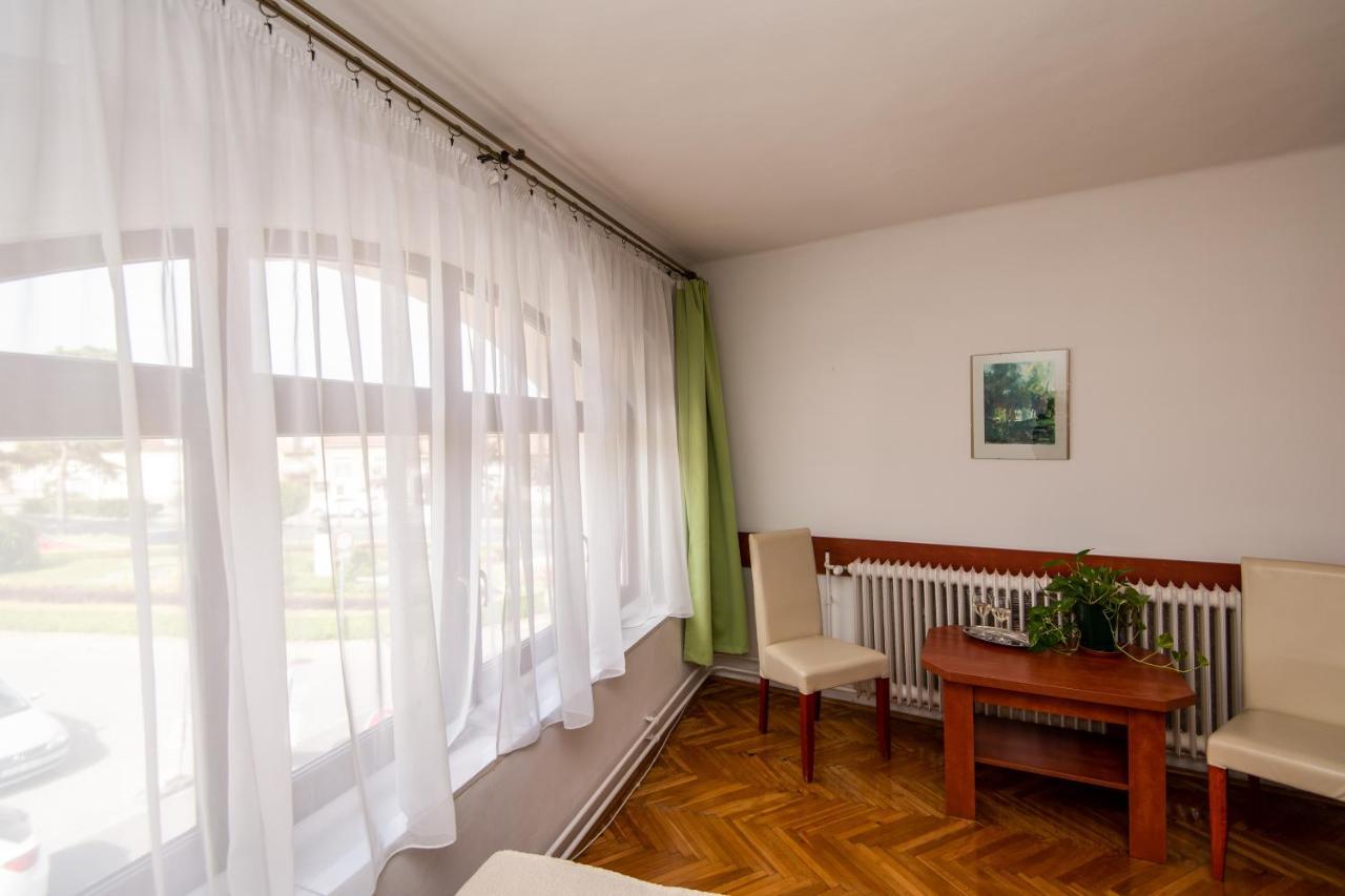 Bed and Breakfast Fenyes Vinorium Ödenburg Exterior foto
