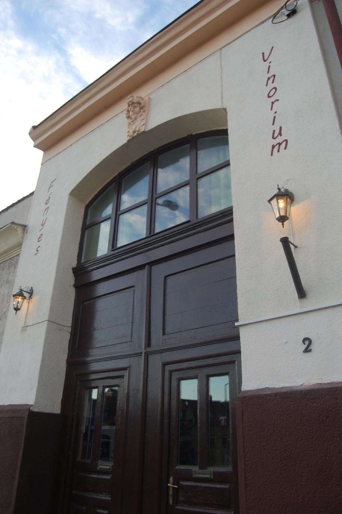 Bed and Breakfast Fenyes Vinorium Ödenburg Exterior foto